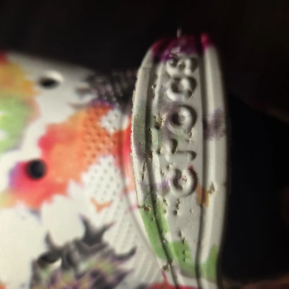 CROCS bright fun